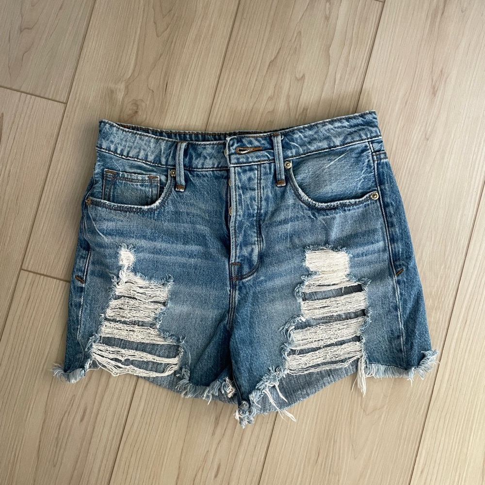 High Wasted Distressed Denim Shorts Light Wash Size 25 Good American - Picture 1 of 4